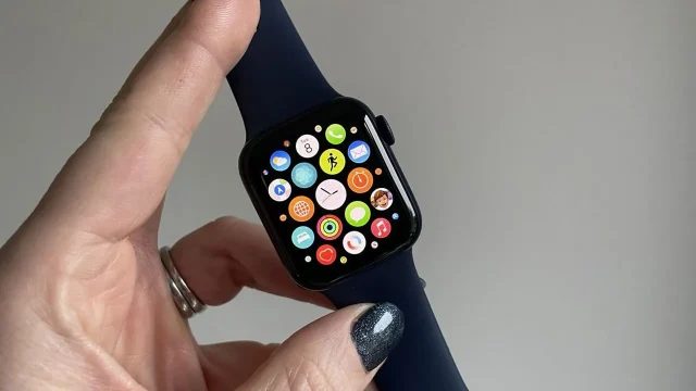 Meta’nın Apple Watch rakibi ve çift kameralı akıllı saati için kötü haber!