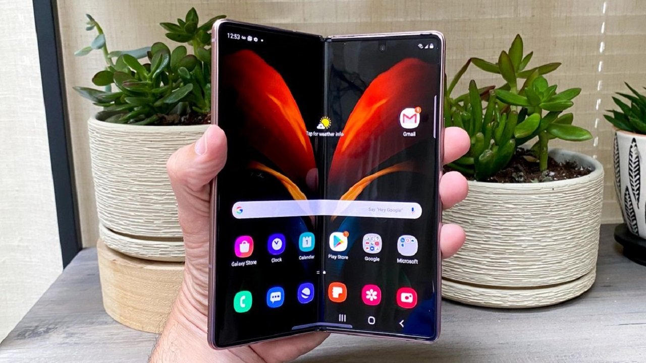 galaxy z fold 3 android 13 tabanlı one uı 5.0