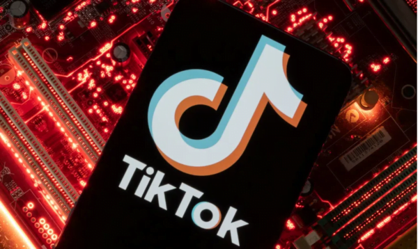 TikTok,mbir AI sohbet robotunu test ediyor