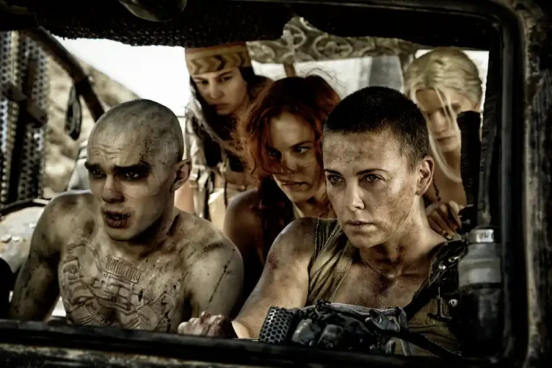 Mad Max: Fury Road en iyi bilim kurgu filmleri arasındadır.