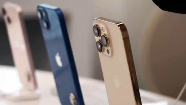 iPhone 15 serisinde kullanılacak olan USB-C konektörleri sızdırıldı!